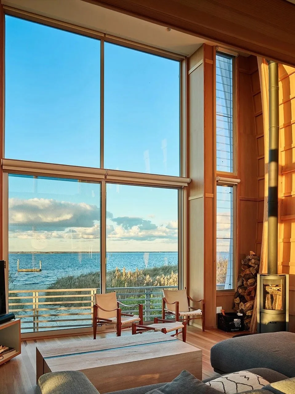 6-Dolphin-2ND-Floor-living-4.jpg