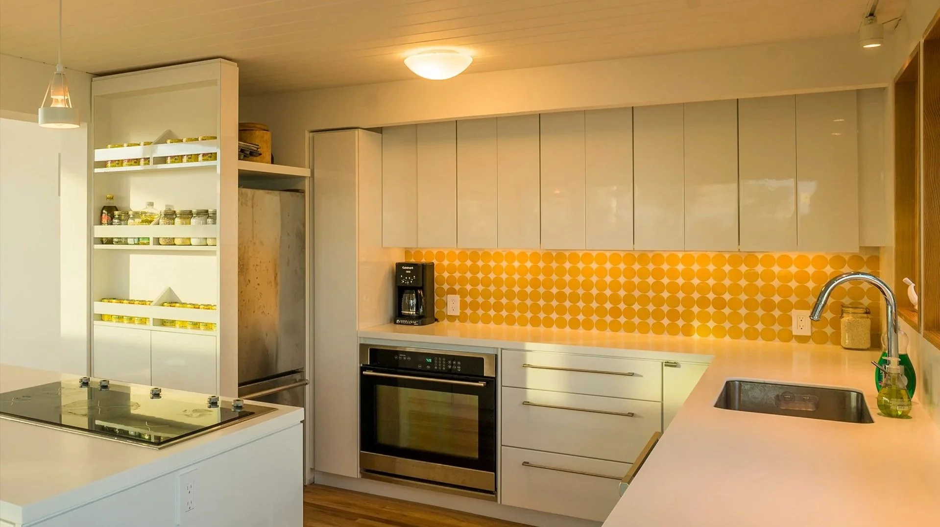 2-WEST-WALK-KitcheN-View-1.jpg