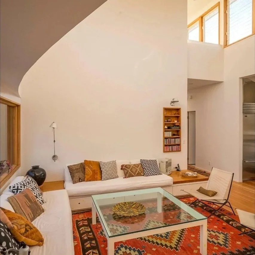 8-SANDPIPER-2_Living-Room-View-3.jpg
