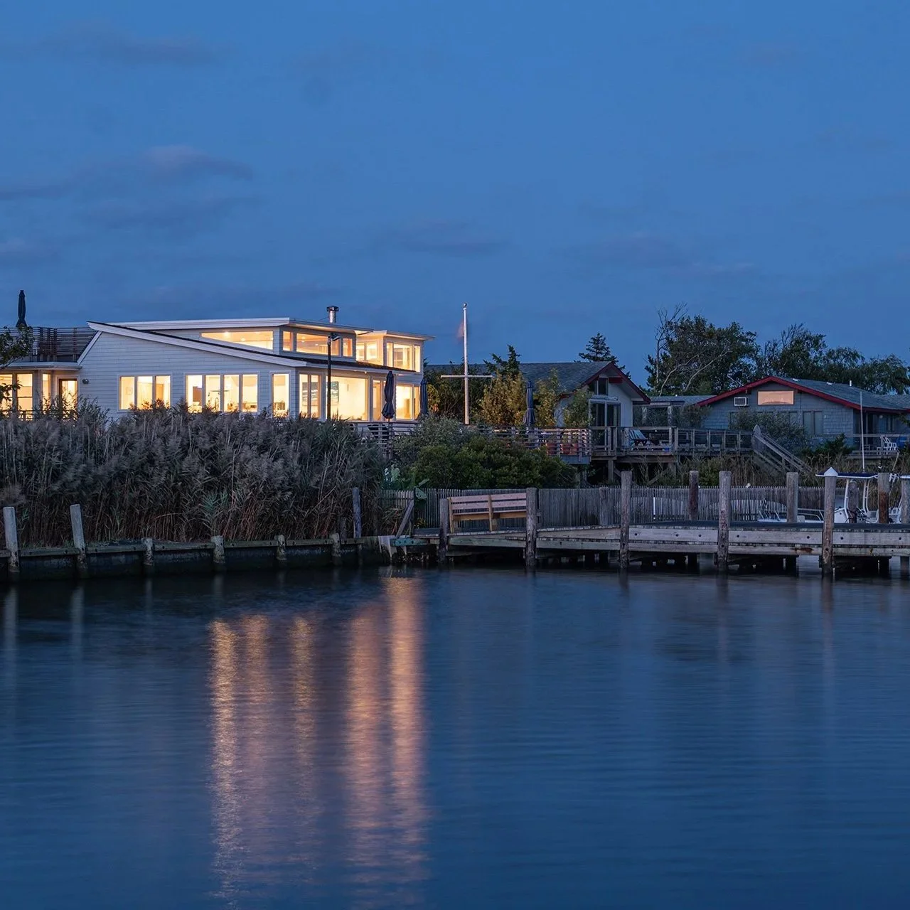 Cover+4-BAY-WALK-Exterior-View-4.jpg