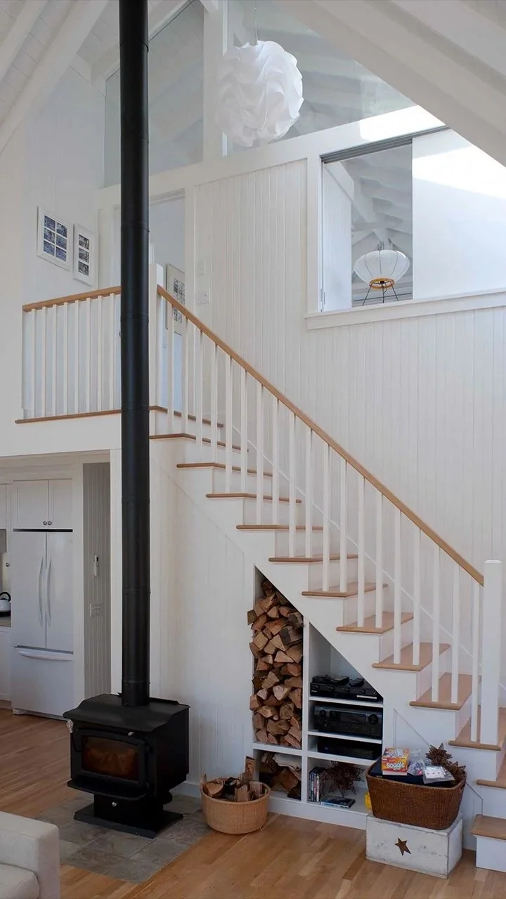 9-GULL-2-Interior-Stair.jpg