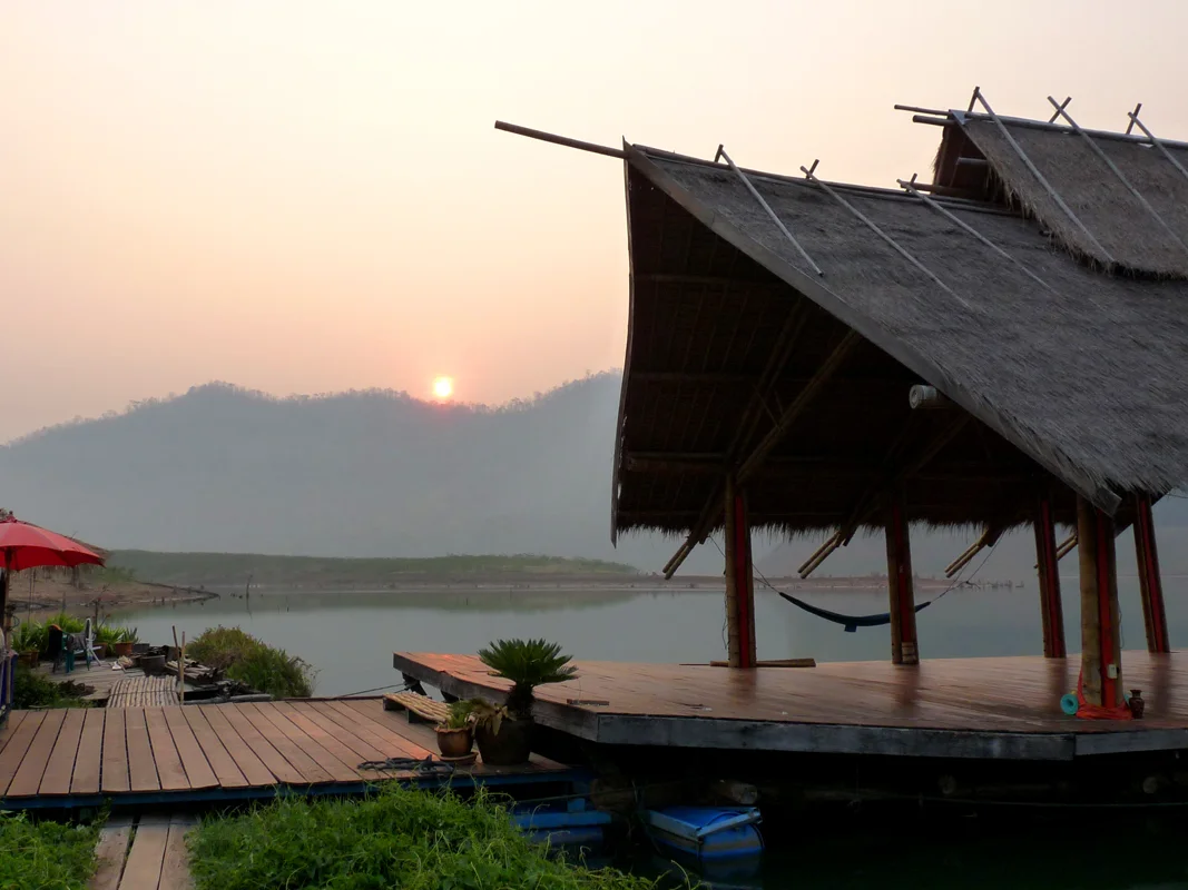 Sunrise @ Om Waters (Thailande)