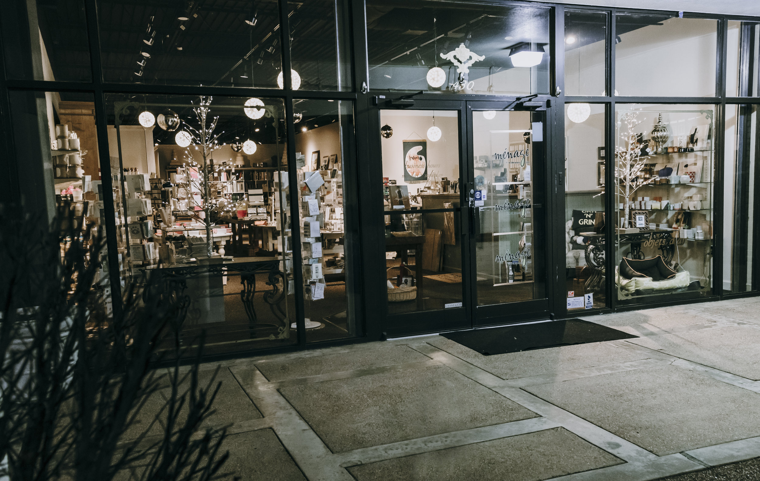 Windowdisplay_3.jpg