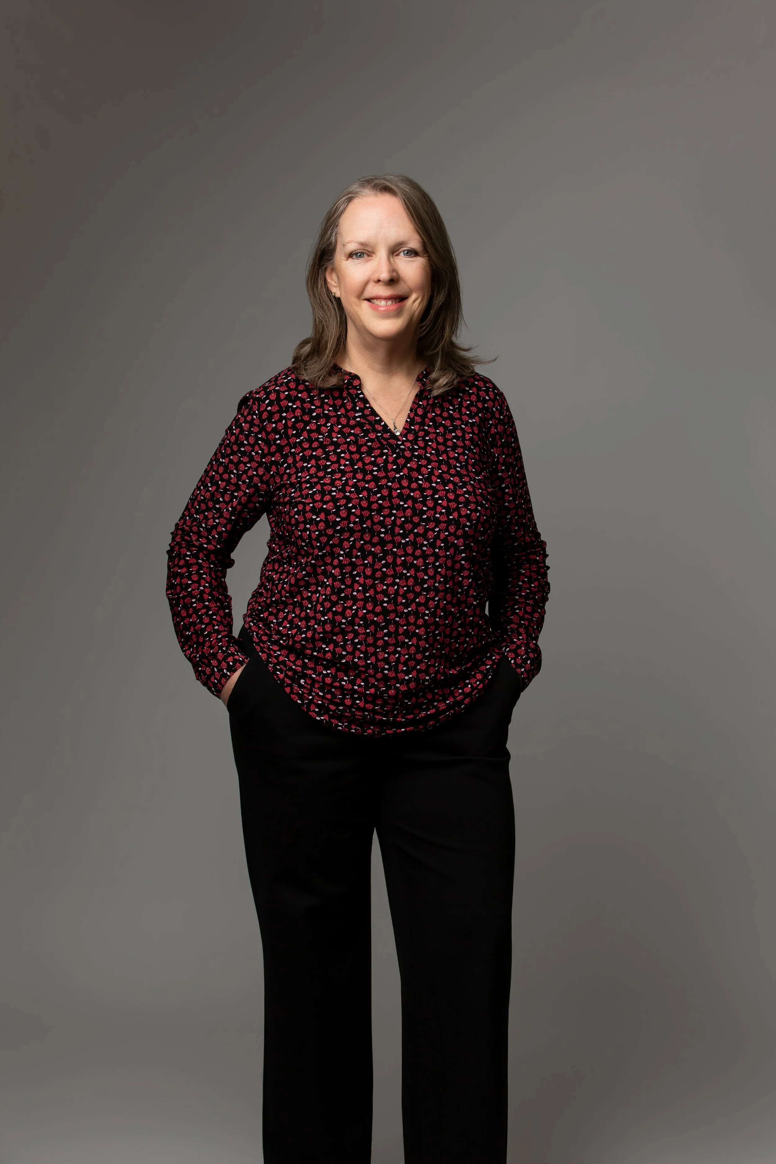 Kelly Morris Standing Picture 2026_Low res.jpg