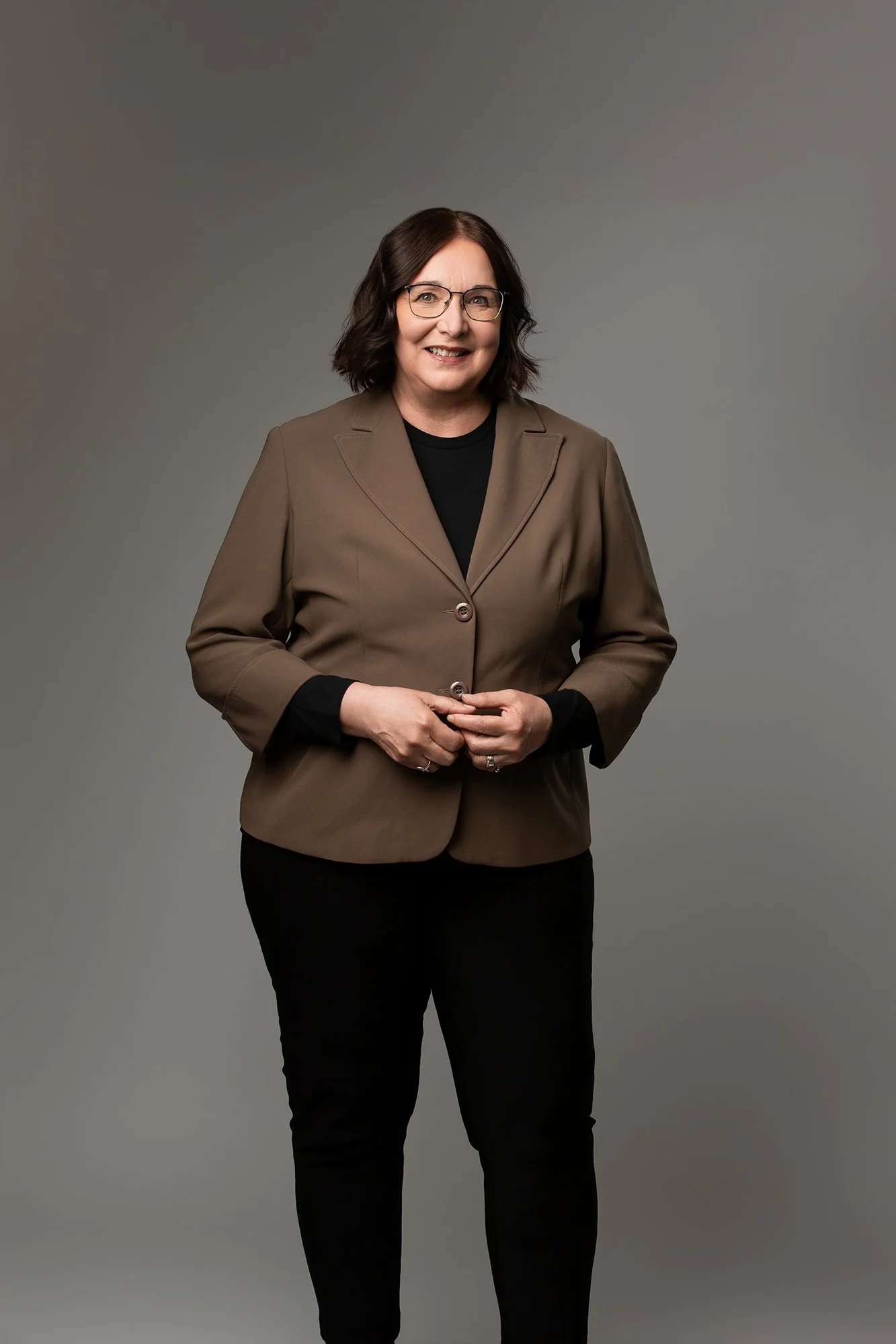 Carolyn Holloway Standing 2026_Low res.jpg
