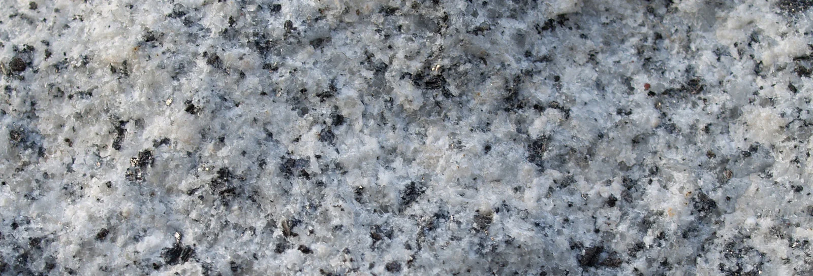 PRESERVING YOUR GRANITE COUNTERTOPS