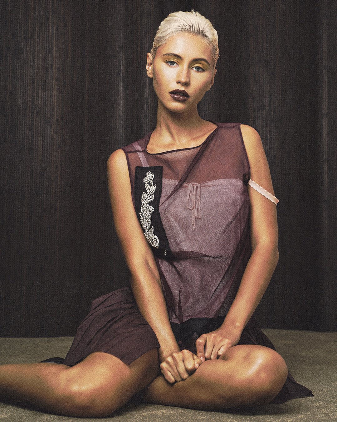 Iris Law x WWW