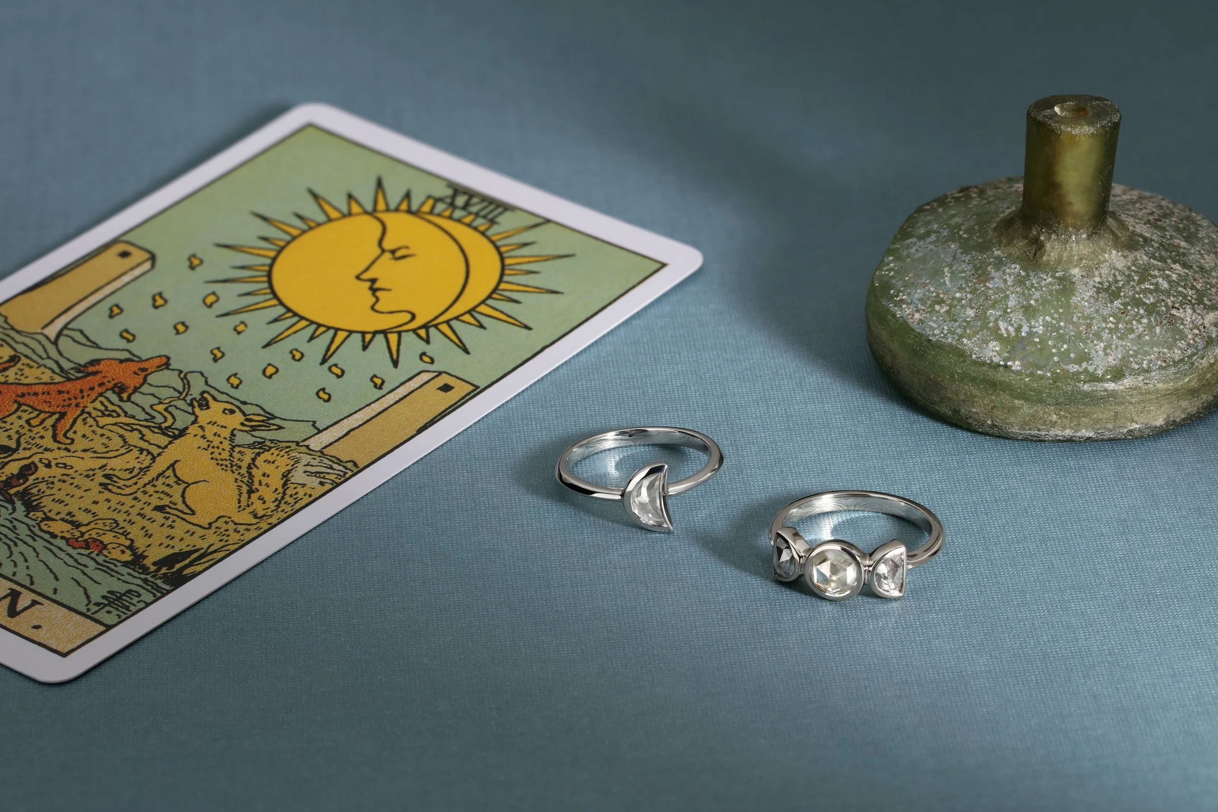 sararey moon tarot.jpeg