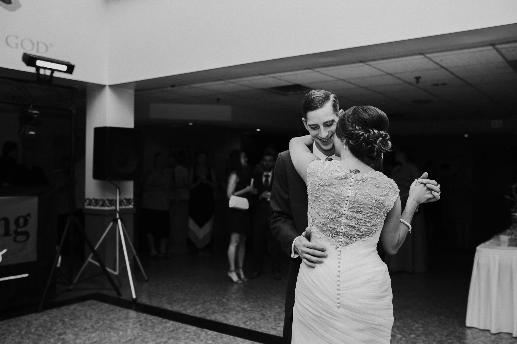 buffalo-new-york-hamburg-beach-wedding-photography 84.jpg