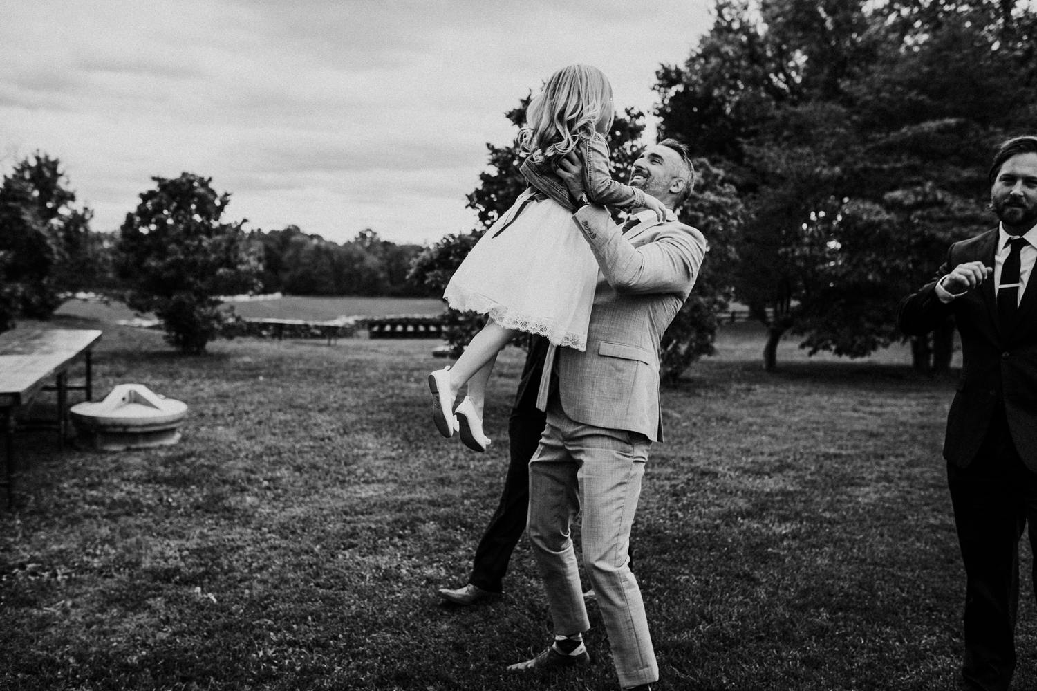 phoenix_maryland_barn_silo_hill_wedding_photographer 29.jpg