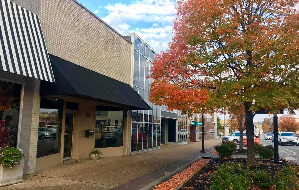 WLO Fall StoreFront.jpg