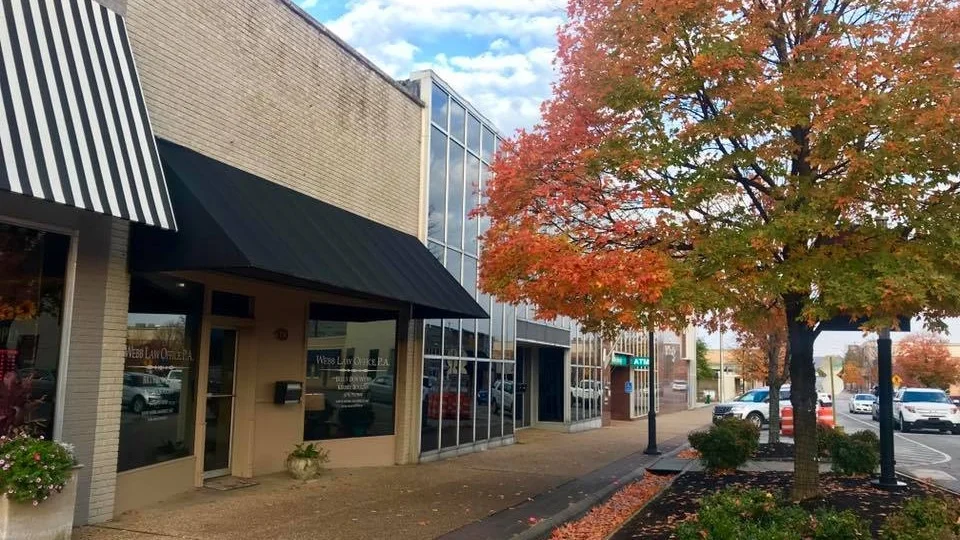 WLO+Fall+StoreFront.jpg