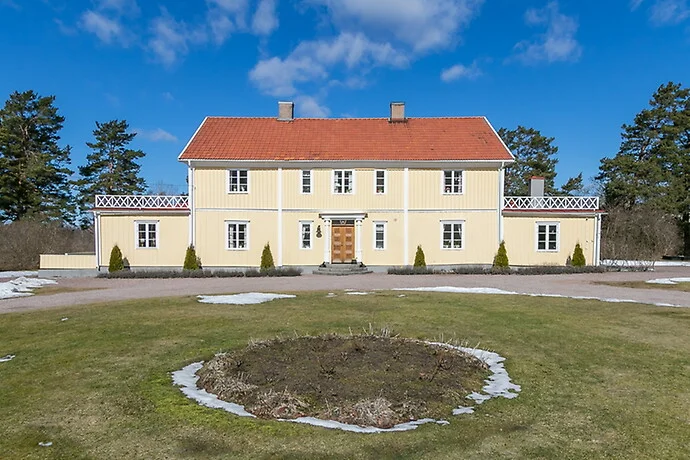 Fårbo säteri är sålt