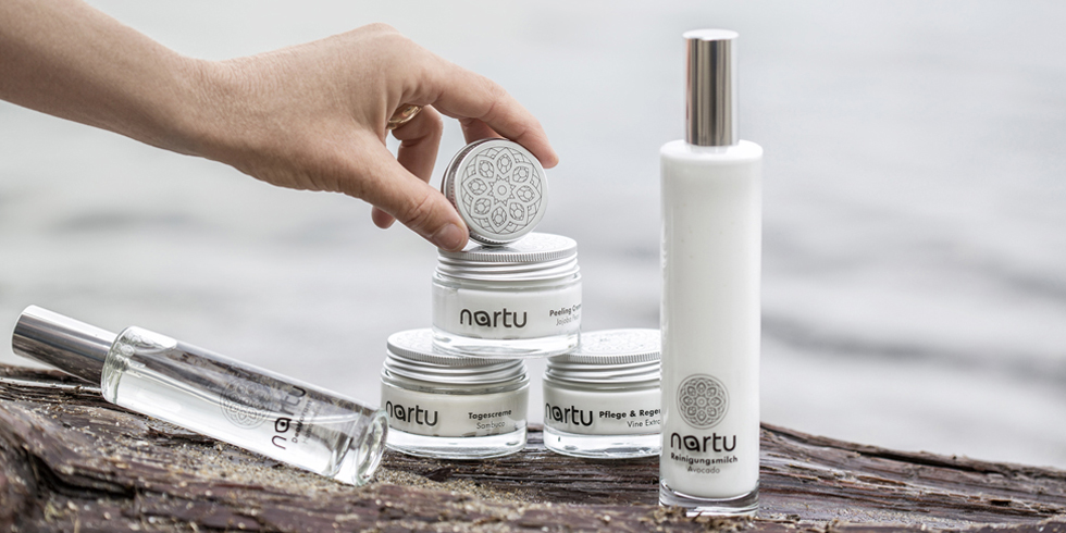 nartu – for yoginis with LOVE