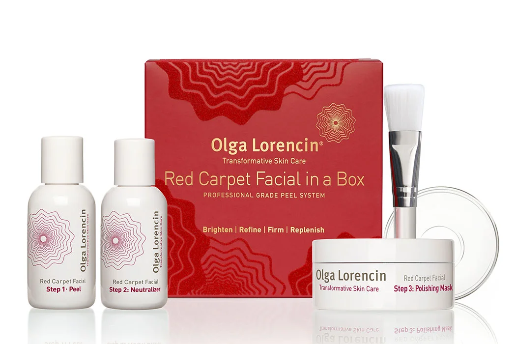 PKG_OL_RED CARPET LINEUP_CROP.jpg
