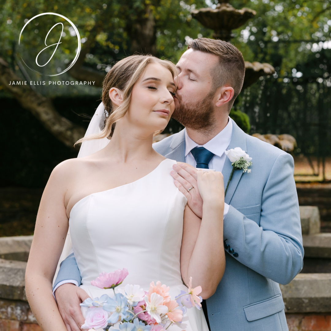 Jamie Ellis Photograpghy .png