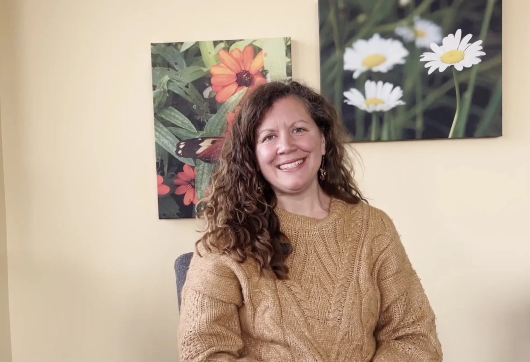 What Does a Reflexology &amp; Sound Healing Session Look Like?