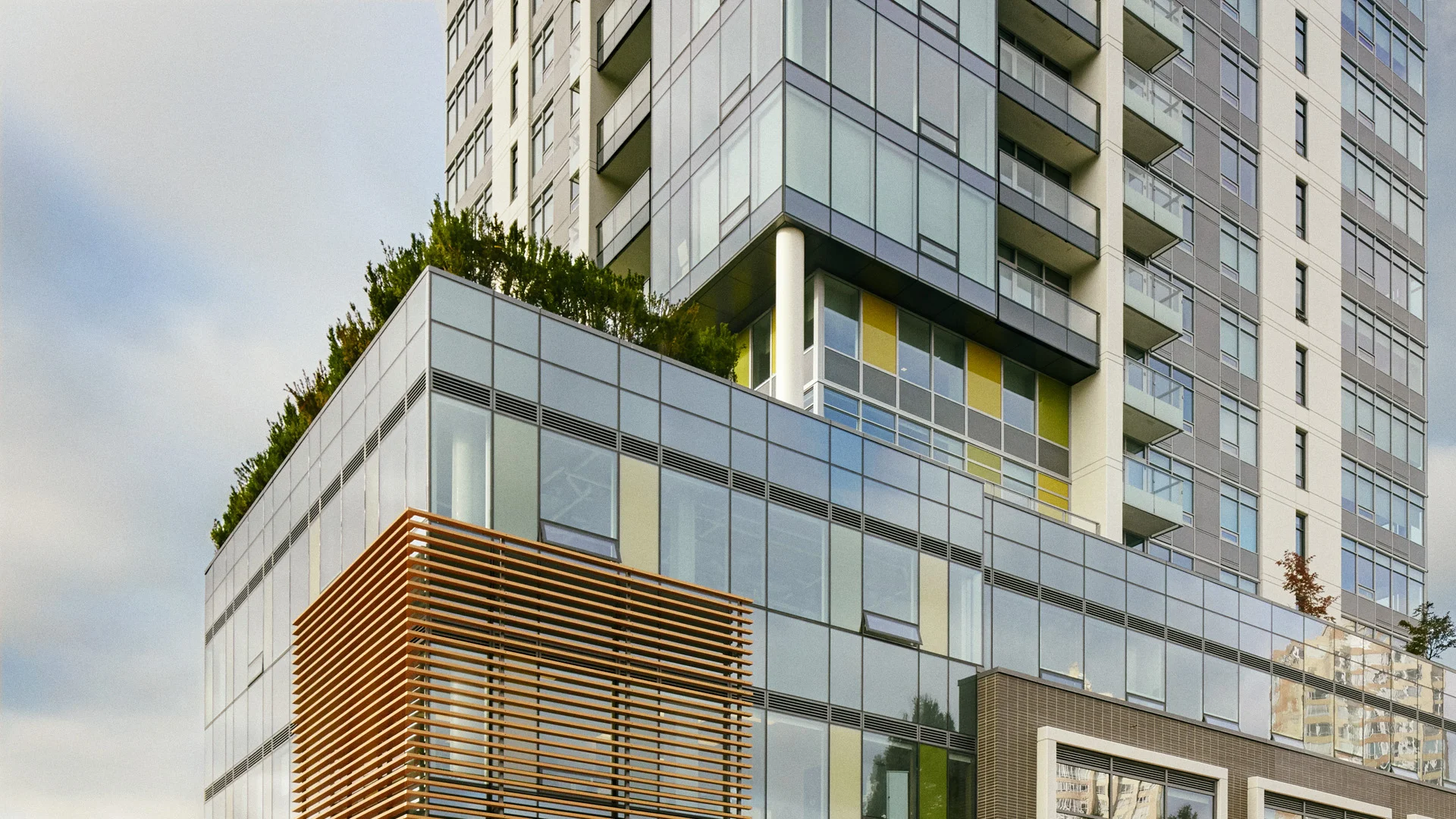 Dima_Itskovich_Intracorp_Metroplace.jpg