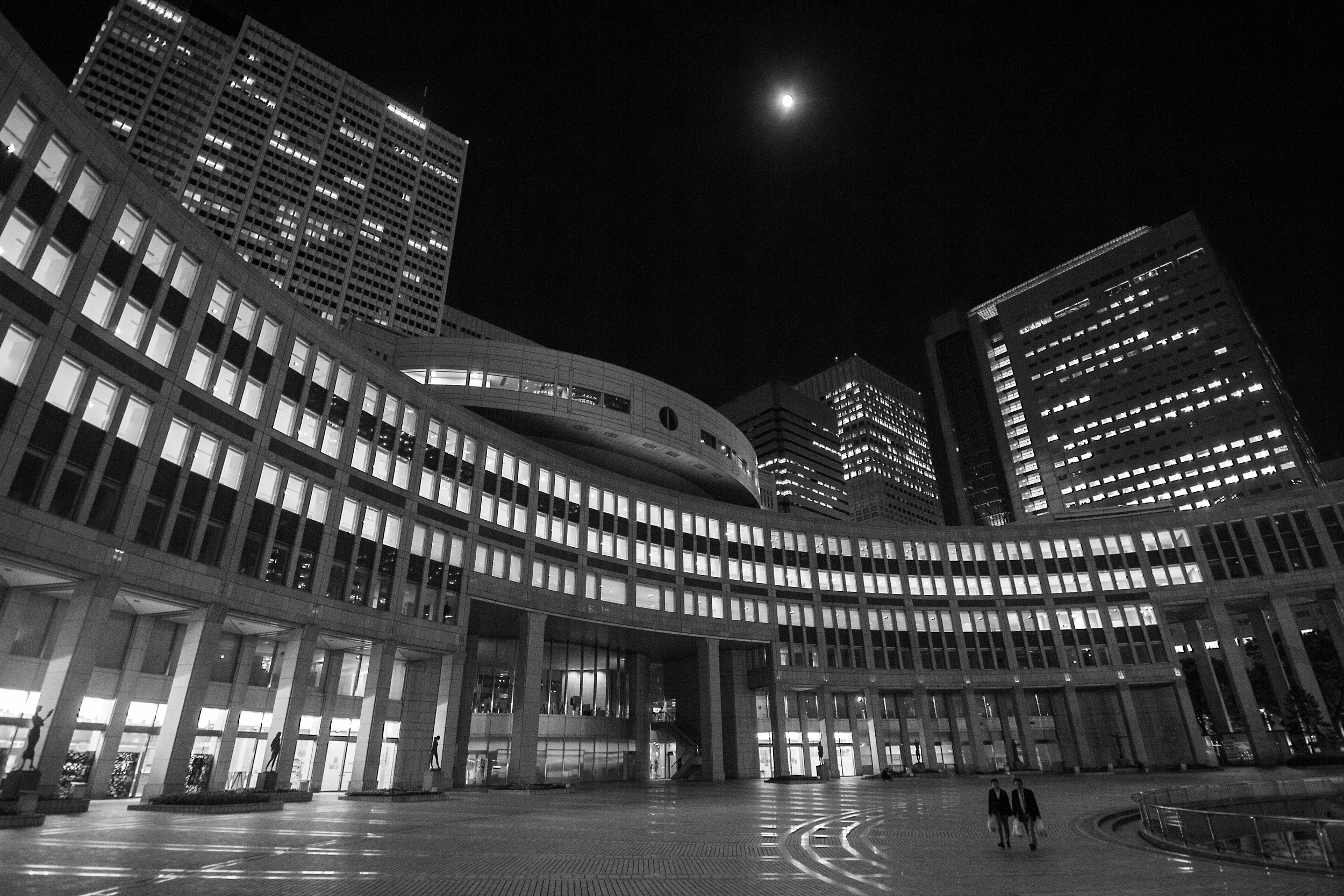 This is the view of the building at the base of the Tokyo Metropolitan Government Building. The actual building is behind me in this photo.