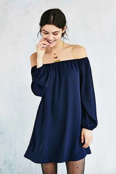 URBAN OUTFITTERS