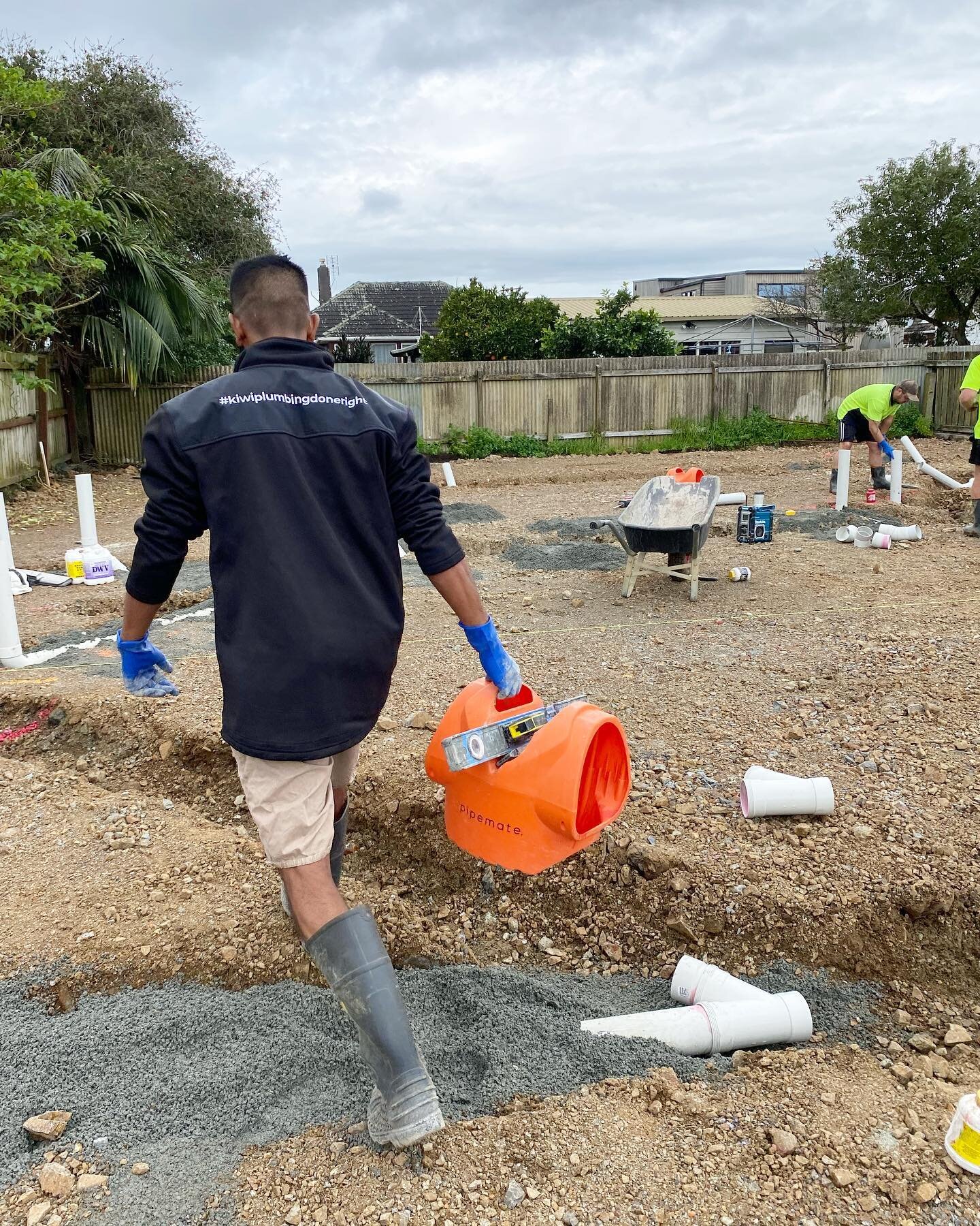 The boys are loving their @pipemate_ltd 
Makes cutting pipe so easy, and is handy to carry your tools around in 🛠

#kiwiplumbingdoneright #plumbingnz #plumbersnz