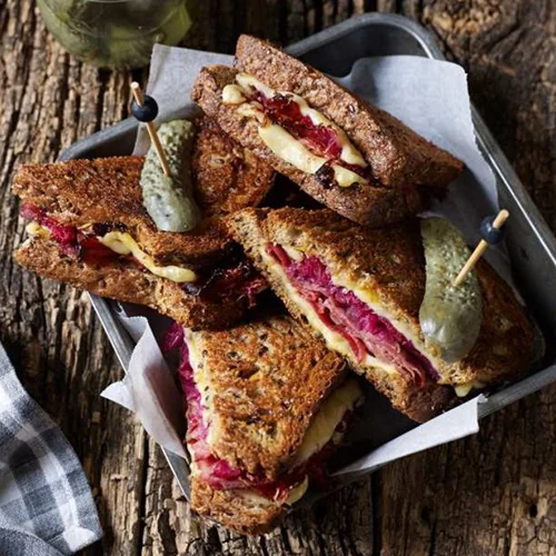 Reuben Sandwich – Small.jpg