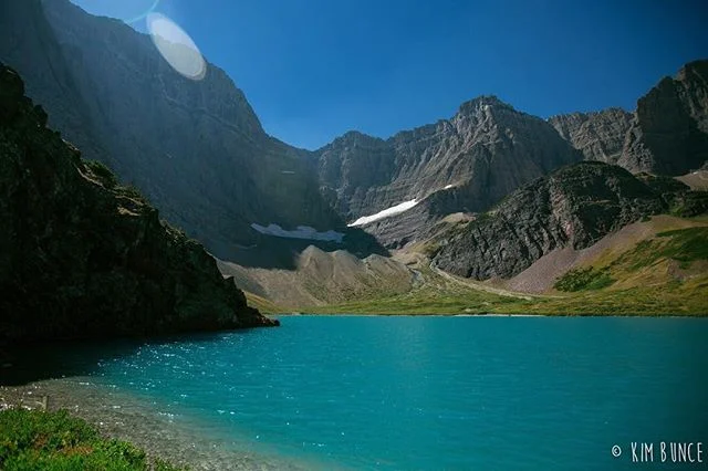Do the things that make you happy...
.
.
.
.
.
#crackerlake #trailride #glaciernationalpark #glaciernps #montana #manyglacier #travel #travelgram #canon #5dmkiii #roadtrip #travelsolo