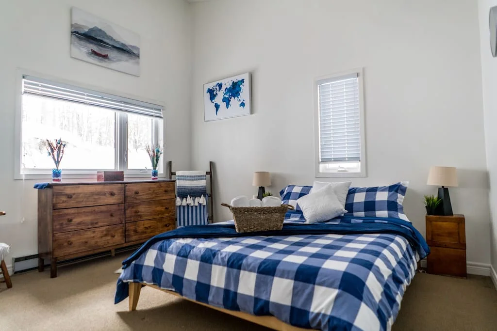 Bedroom 6 | AUTUMN EQUINOX RETREAT | two people - queen with full ensuite