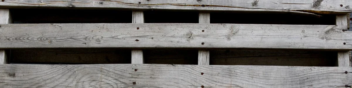 Old-wooden-pallet-close-up-header-2013a.jpg