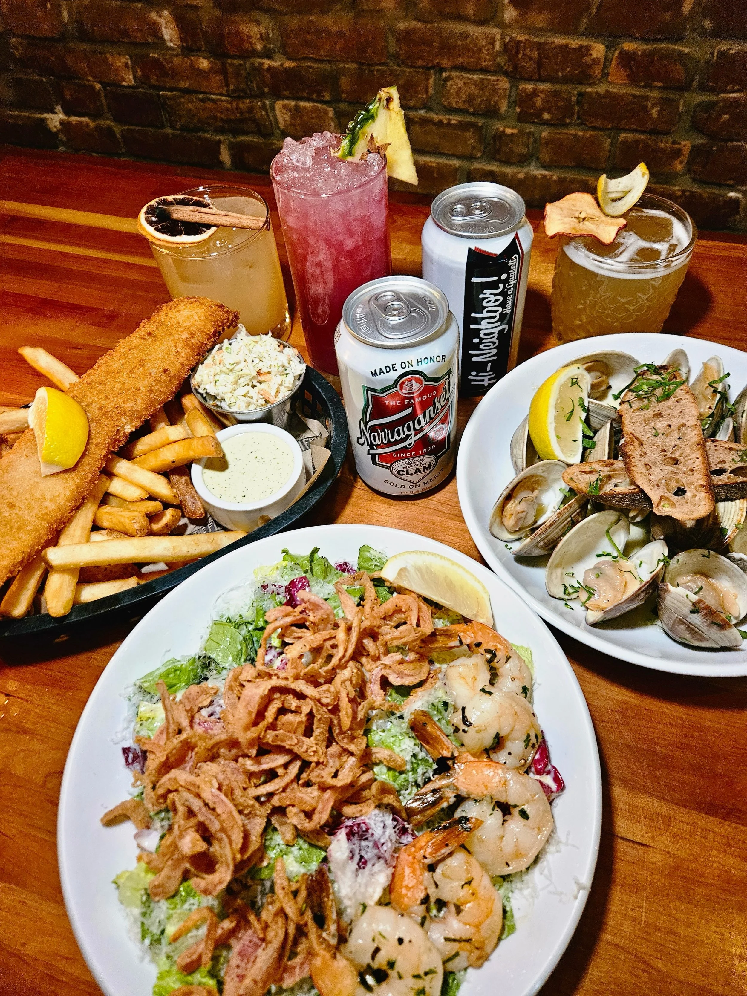 THE RAIN IS CLEARING BY 4P! IT&rsquo;LL BE OVERCAST BUT THE PERFECT TEMP FOR SOME CANS &amp; CLAMS &amp; COCKTAILS ON THE PATIO! HAPPY HOUR 4-6P! 

FRESH⚫️WILD-CAUGHT⚫️SUSTAINABLE