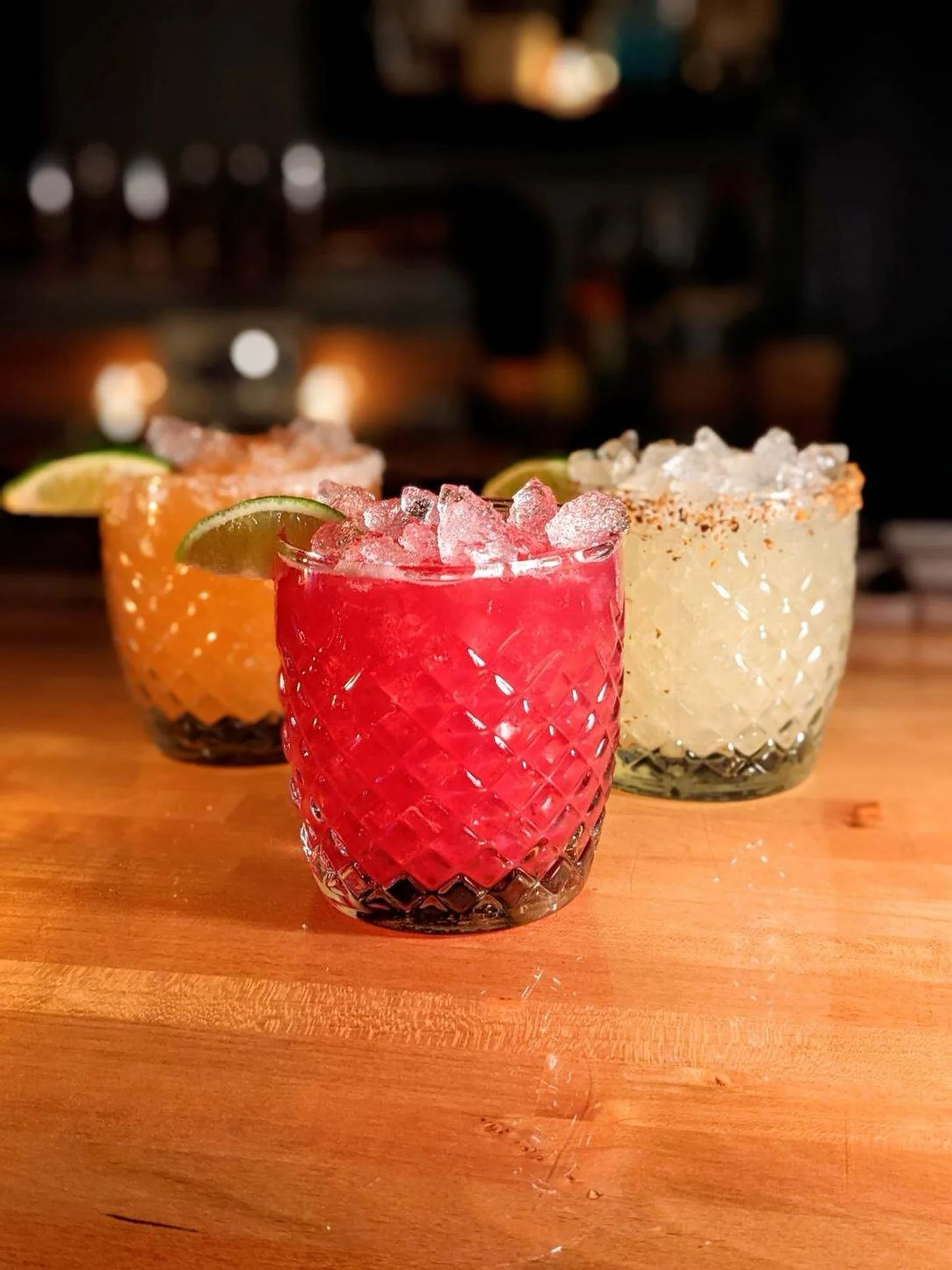 TACO TUESDAY - HOW MANY $8 MARGS FOR YOU ON THE PATIO?!

FRESH⚫️WILD-CAUGHT⚫️SUSTAINABLE