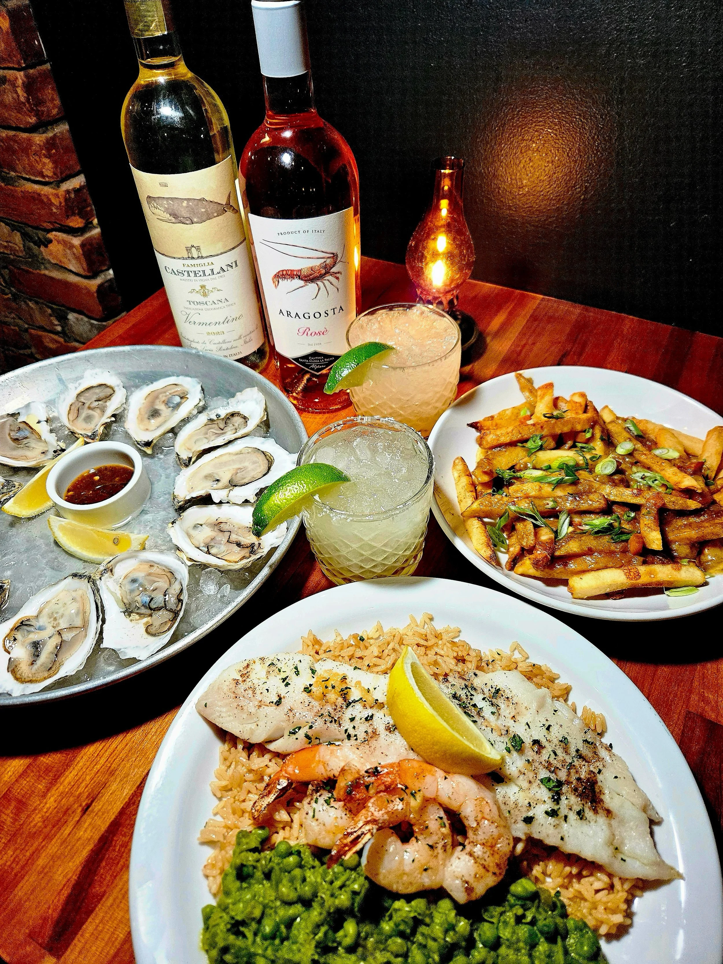OYSTERS, POUTINE, &amp; THE FIRST MATE IS A PROPER LAYOUT FOR A HUNGRY PERSON! DON&rsquo;T BE AFRAID TO ORDER SOMETHING YOU&rsquo;VE NEVER TRIED ON THE MENU&hellip;..THE WHOLE MENU IS A MUST TRY!

SUNDAY CANS &amp; CLAMS HAPPY HOUR 4-6P!

FRESH⚫️WILD