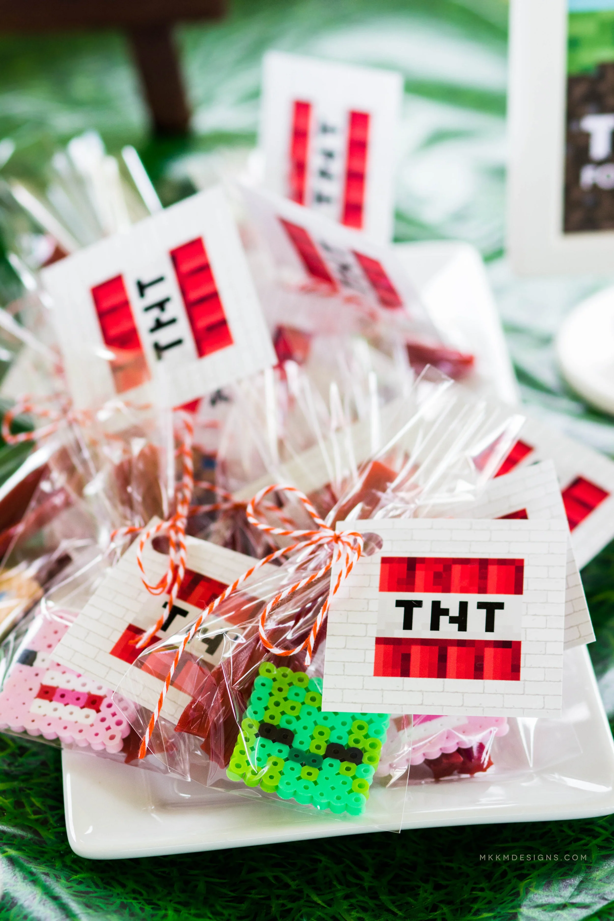 MineCraft Party Planning and Free Printables — Merry + Grace ...
