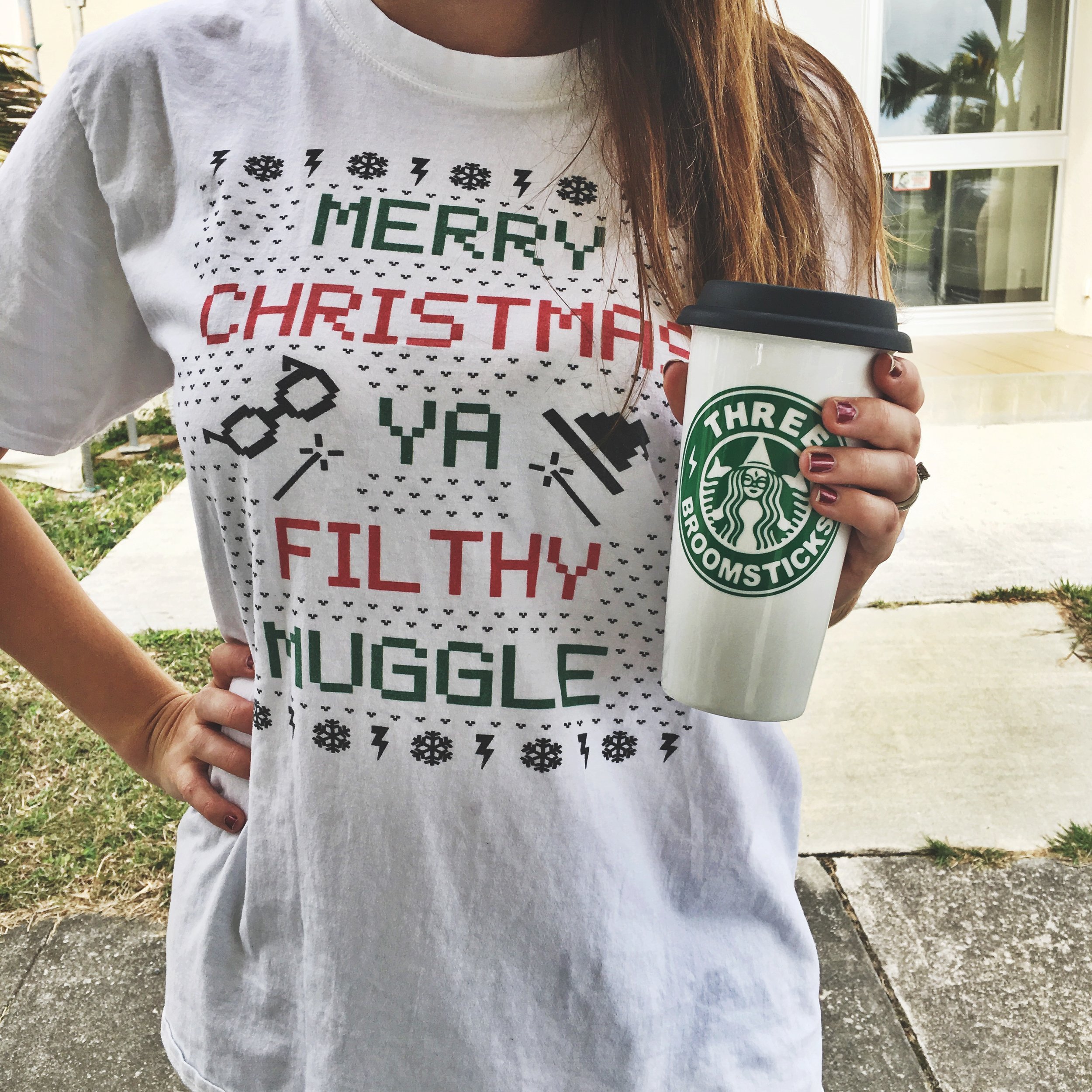 Merry Christmas ya filthy muggle shirt for a Potter party. // photo from mkkmdesigns.com
