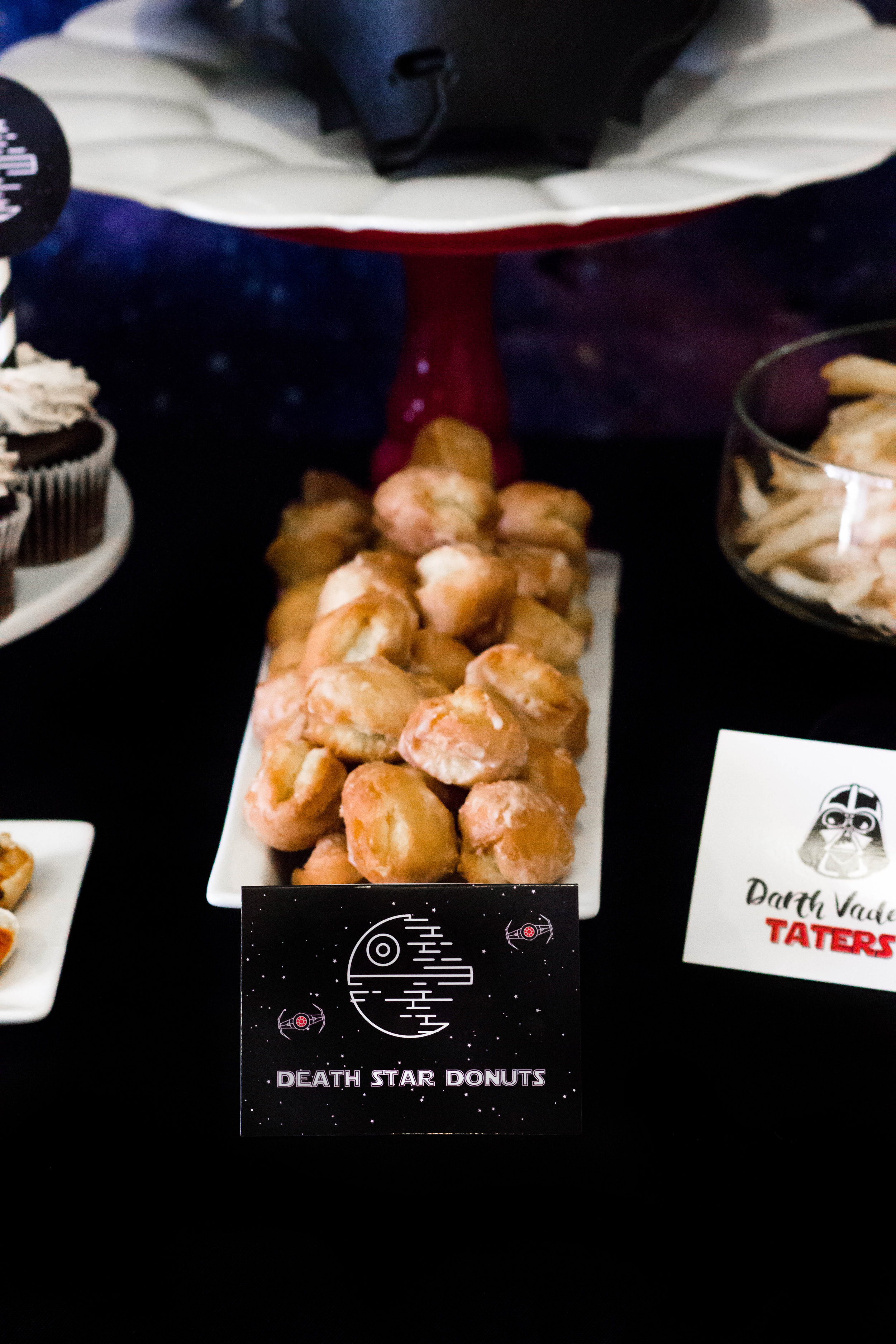 Death star donuts, star wars party food ideas from shopmkkm.com