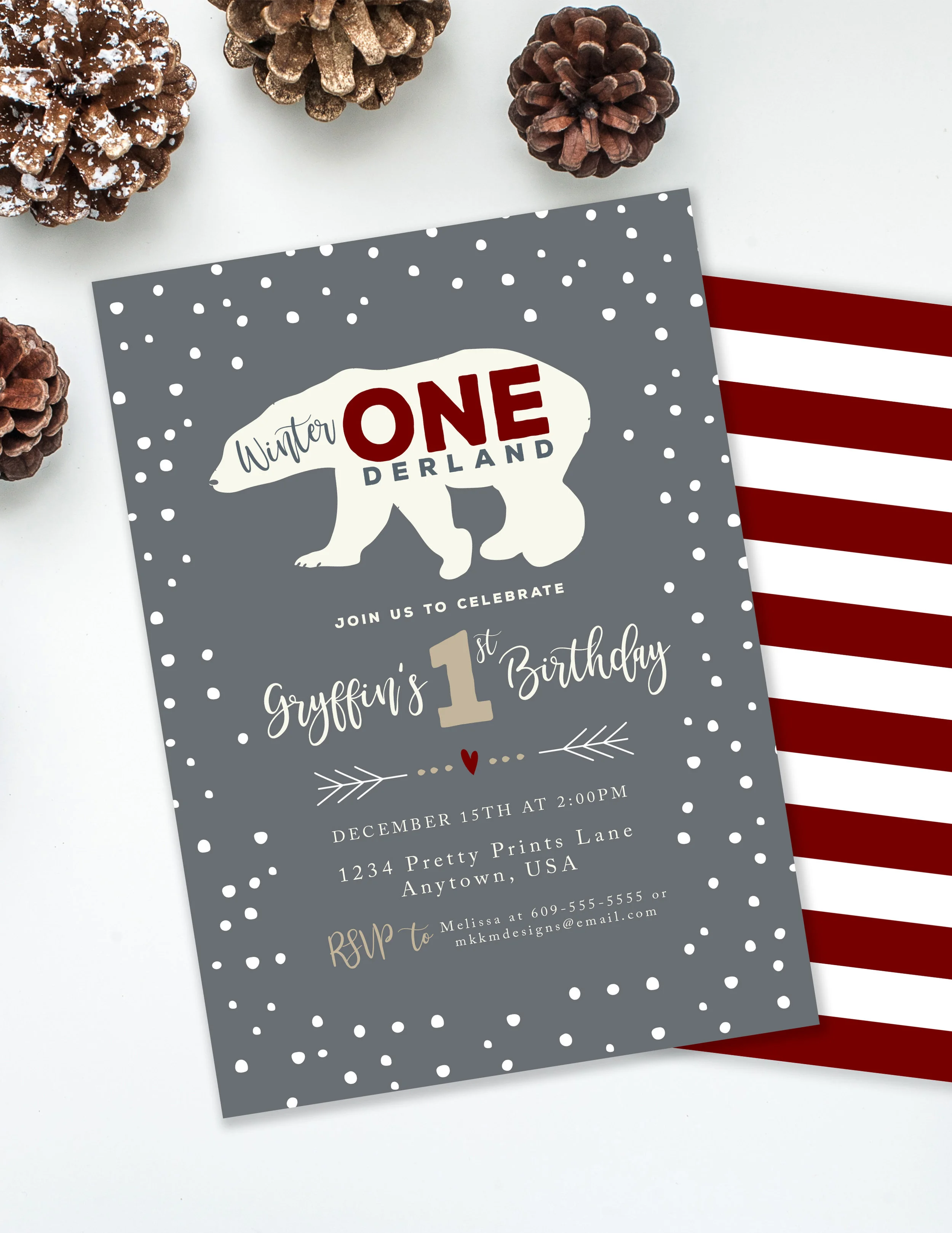 All the holiday vibes with this red and white polar bear theme. Make your party a winter ONEderland! // mkkmdesigns
