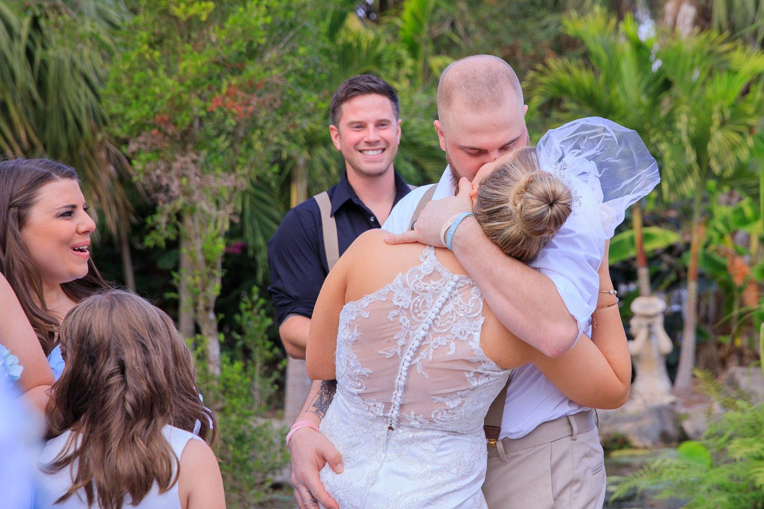   Steve McCarthy Photography: Premier SWFL Wedding Photographer serving all of SWFL  , from Tampa to Naples, Fort Myers Beach, Pine Island, Sanibel, Captiva and Marco Island and over to Miami and up to Delray Beach, including: Tampa, Sarasota, Venice