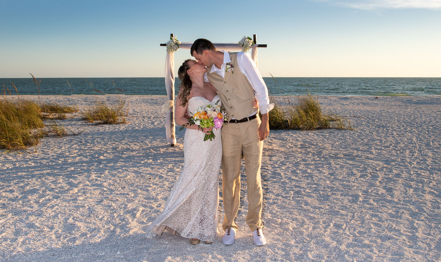   Steve McCarthy Photography: Premier SWFL Wedding Photographer serving all of SWFL,  from Tampa to Naples, Fort Myers Beach, Pine Island, Sanibel, Captiva and Marco Island and over to Miami and up to Delray Beach, including: Tampa, Sarasota, Venice,