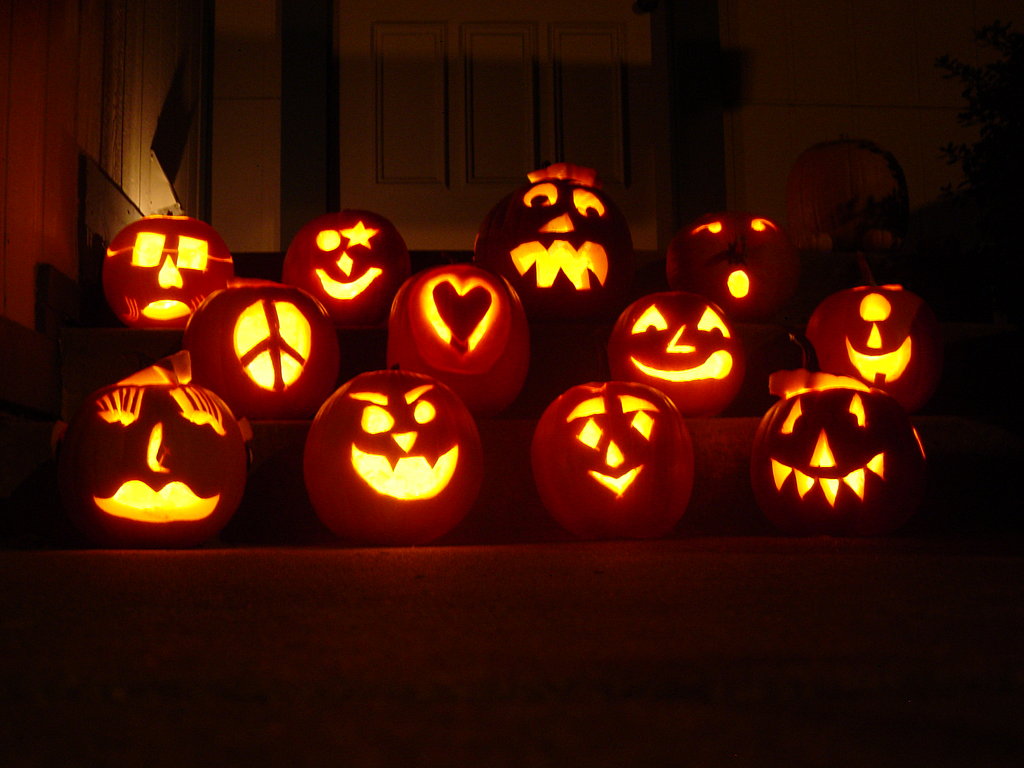 Come Carve Pumpkins with Chef Chris Saturday September 15th! Forget buying a pumpkin, carving tools and the mess! Come and have fun carving pumkins with Chris! We will supply the pumpkin, carving tools, assistance, roast the pumkin seeds for you to bring home and clean up the mess after:) The bar will be open with hot cider for the kids and full bar and cocktails for the adults:) The more the merrier but must RSVP by phone or email by Thursday October 13th so we have enough pumpkins! $10 per pumpkin!
