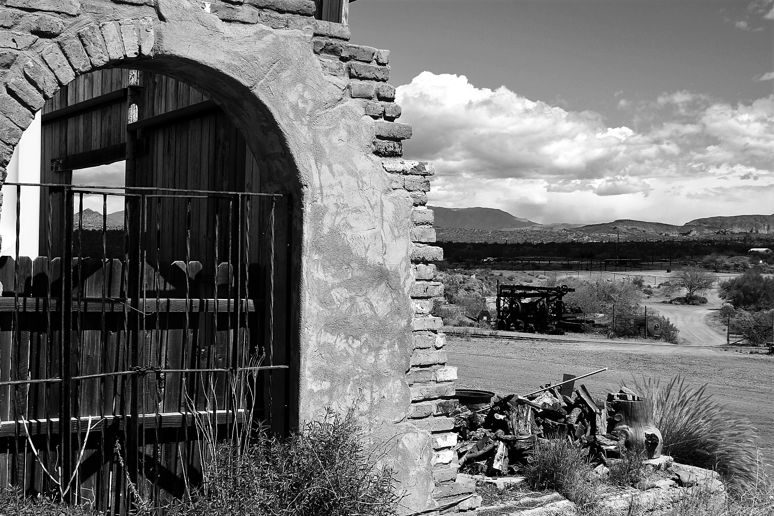 Friday August 4th 5-7pm We are excited to welcome Gene Connors as our First Friday artist! While traveling over 24,000 miles across the country , Gene worked to capture the beauty and splendor he encountered along the way from a unique perspective. Add the fact that he put his work on a variety of mediums , ( canvas , acrylic and aluminum ) and you have a must see experience.