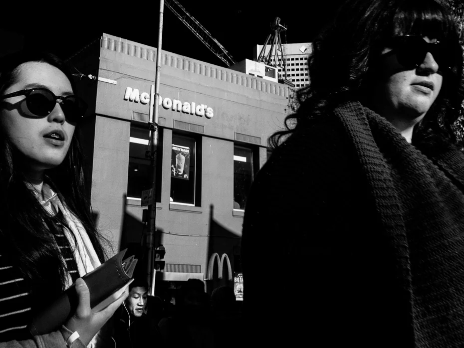 The Golden Hours and Street Photography