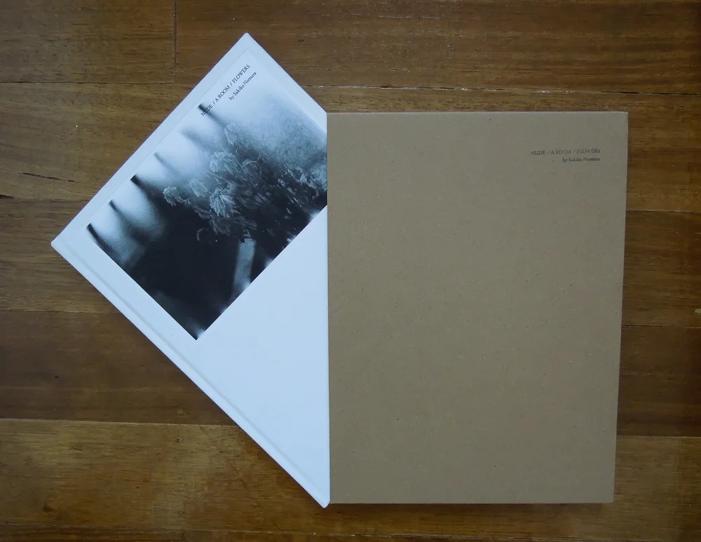 Sakiko Nomura - NUDE/A ROOM/FLOWERS