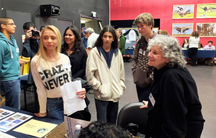 Ada Yonath visiting with students about their research