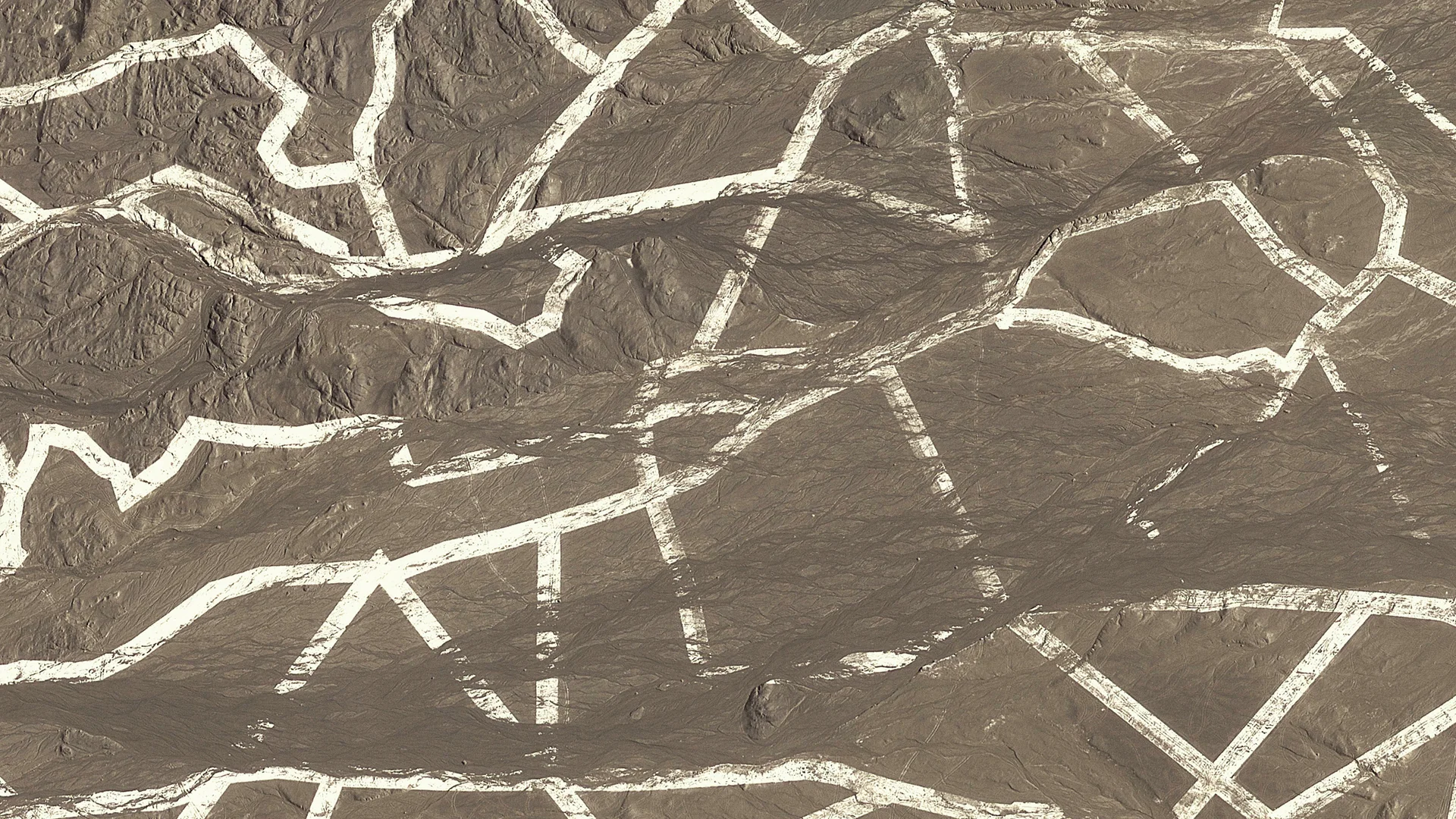      

 
   An Atlas of Fiducial Architecture 
 






















    &nbsp;    &nbsp;    

 
   A tour through the shadows of the digital      by Liam Young    photographs by Google Earth and DigitalGlobe     
 






















    





