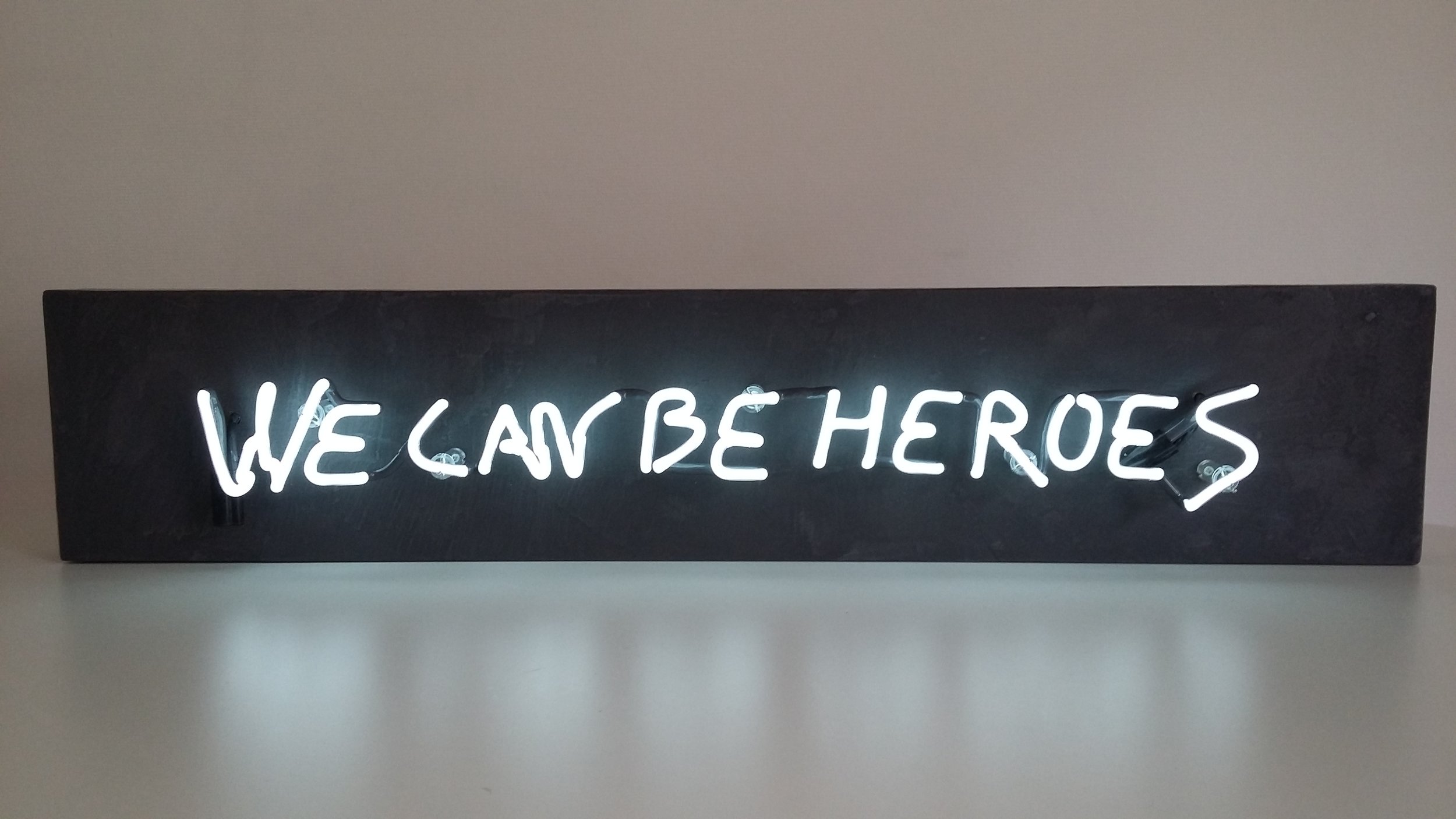 We can be heroes néon-Picot-GalMondapart25x100x10.jpg