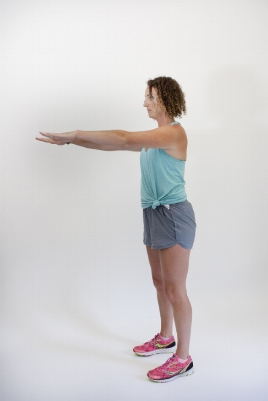 Basic squat: start position. 