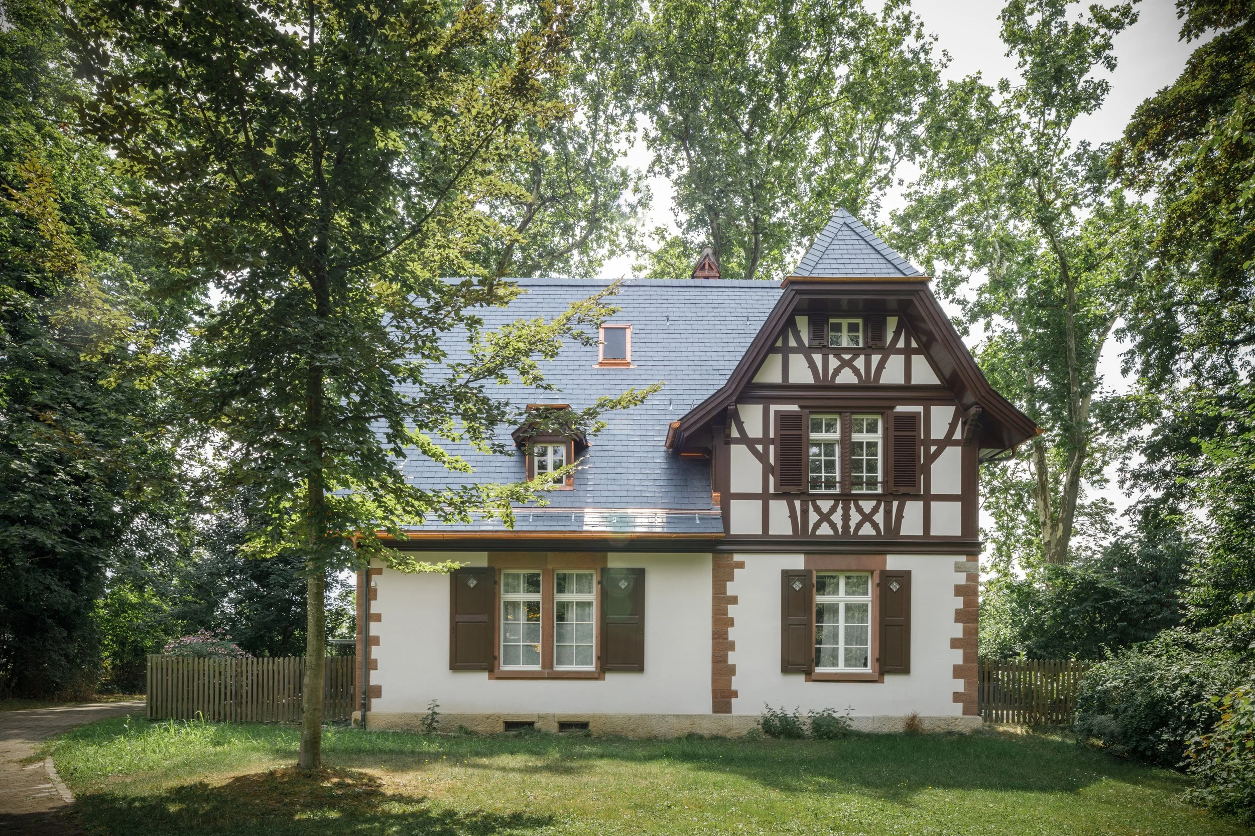 ©mariapatzschke_Valk Architekten_Eisenbahnweg 7A_06_web.jpg