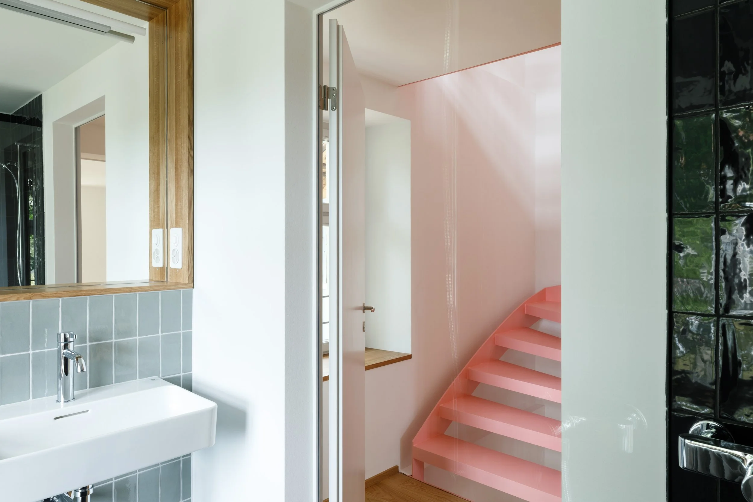 ©mariapatzschke_Valk Architekten_Eisenbahnweg 7_25_web.jpg