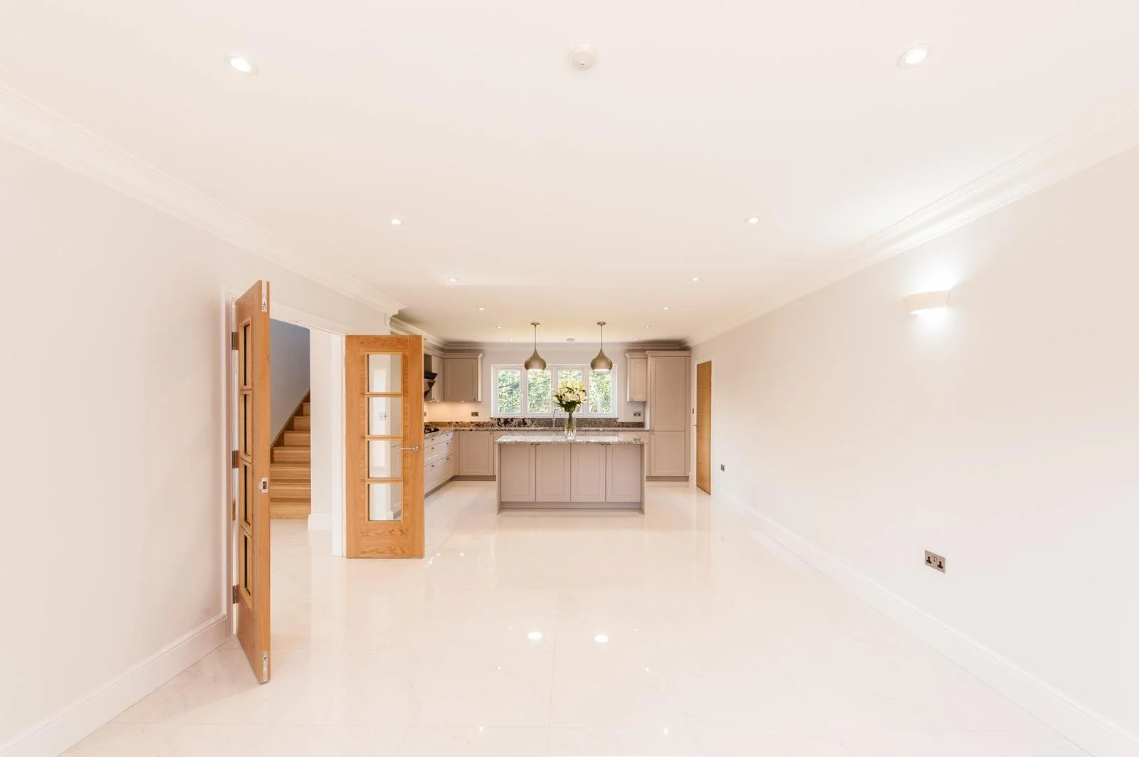 WhatsApp Image 2024-06-03 at 21.24.17 (8).jpeg