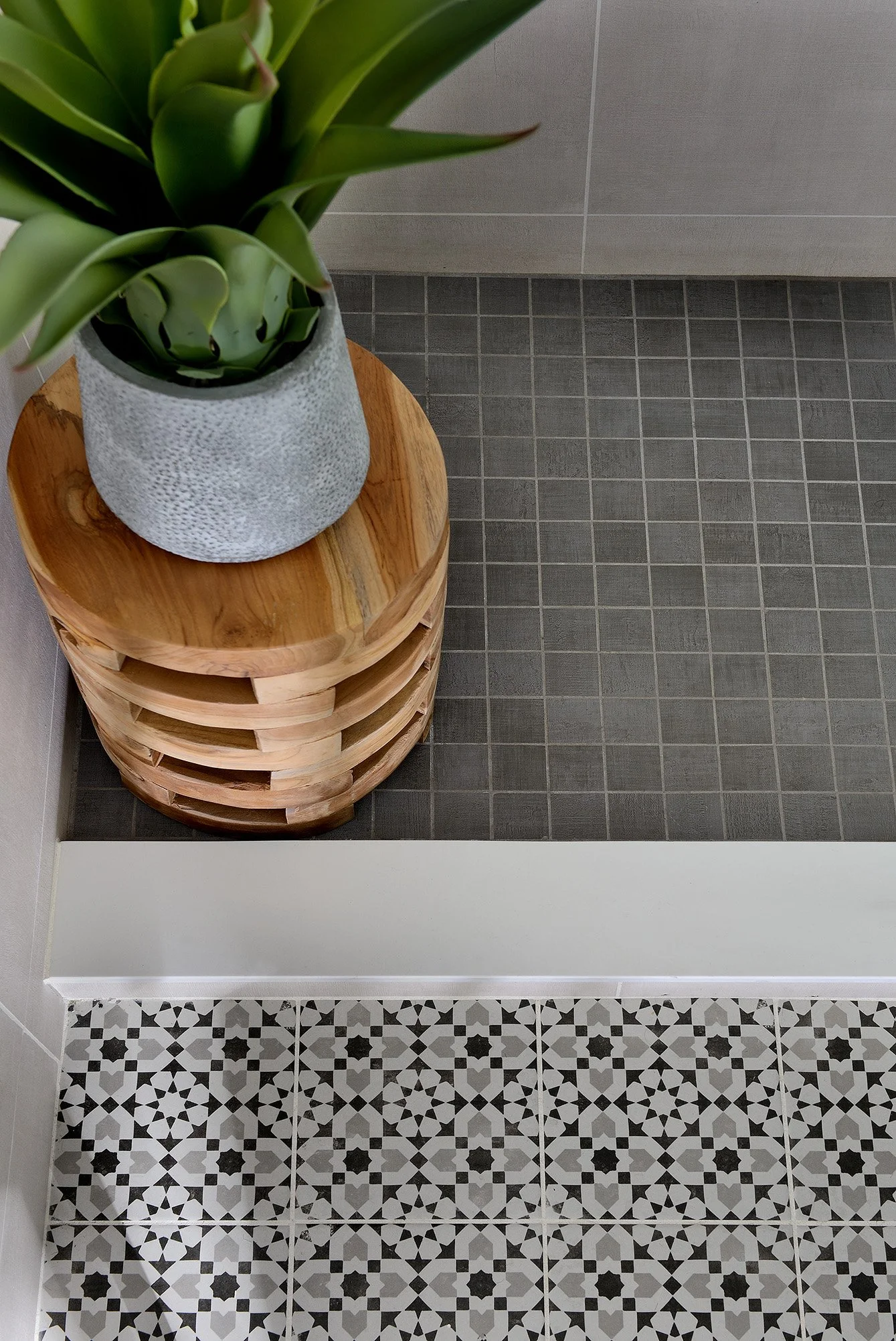 Black, White, and Grey Moroccan Bathroom Design